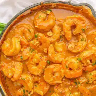 Shrimp with sauce in pan