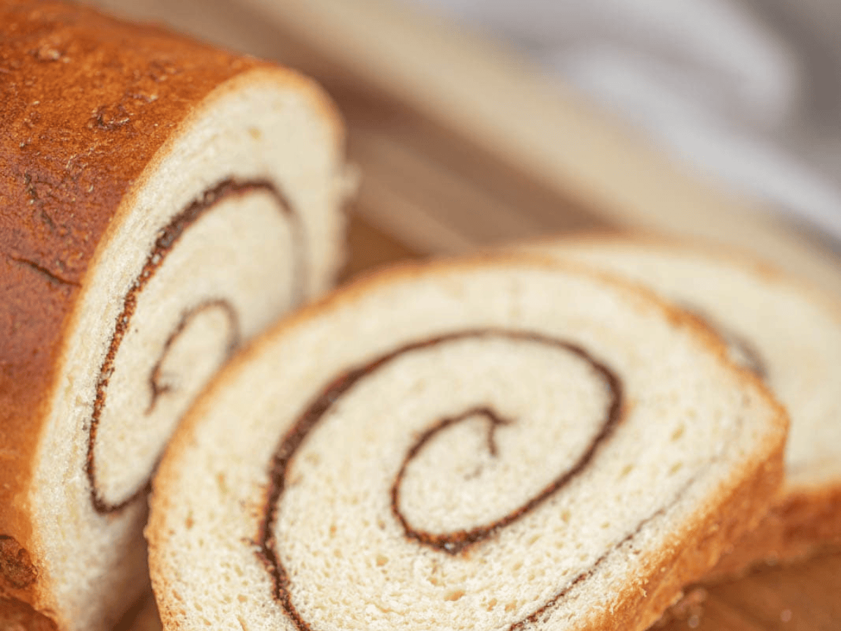 cinnamon sliced bread