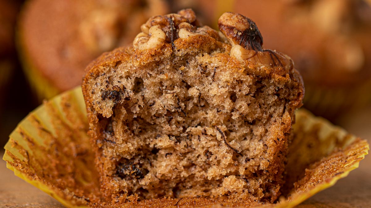 Banana Bread Muffin with Walnuts