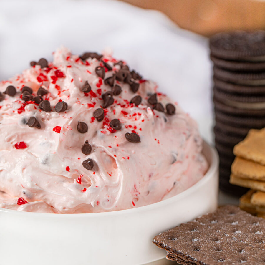 Easy Peppermint Bark Recipe (Christmas Candy) [+VIDEO] - Dinner, then ...