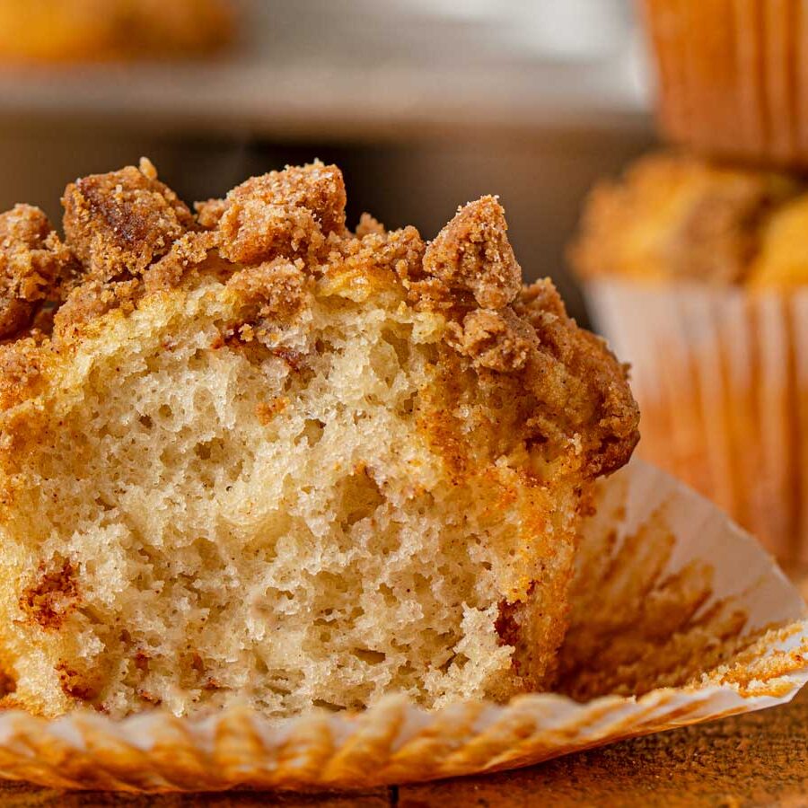 Cinnamon Coffee Cake Muffins