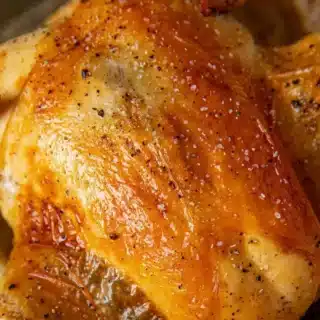 Cooked turkey with crispy skin