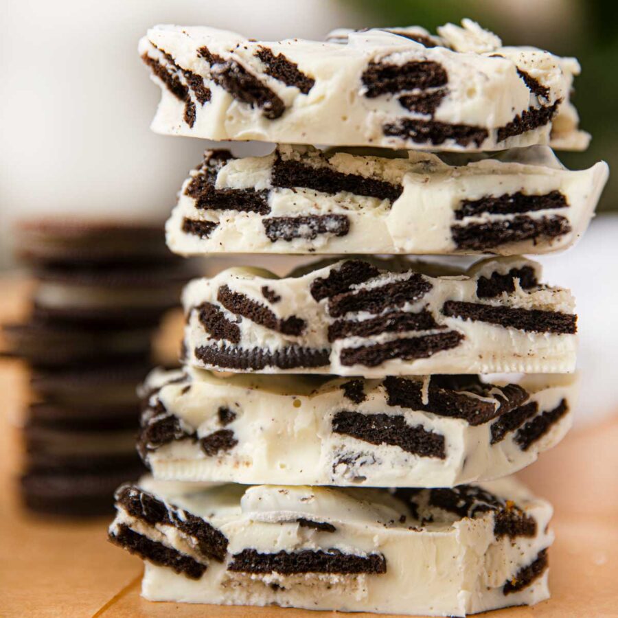 Mint Oreo Bark Recipe (Just 3 Ingredients!) - Dinner, then Dessert