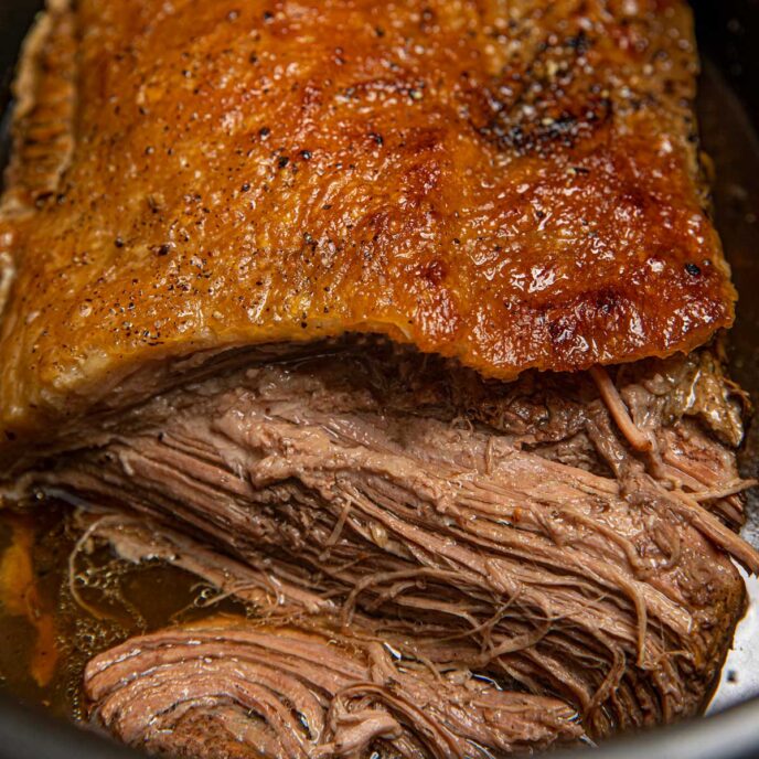 Slow Cooking Brisket In Oven : Slow Roasted Oven BBQ Beef Brisket - House of Nash Eats / Bake in the preheated oven for 1 hour 30 minutes.