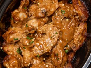 Slow Cooker Thai Peanut Chicken Wings