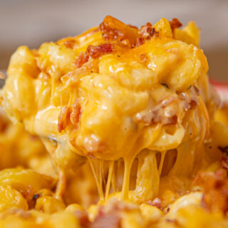 Bacon Mac and Cheese scoop