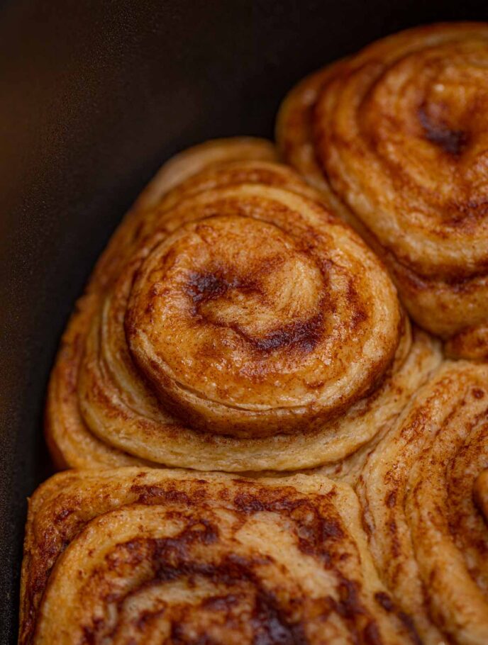 Slow Cooker Cinnamon Roll without icing