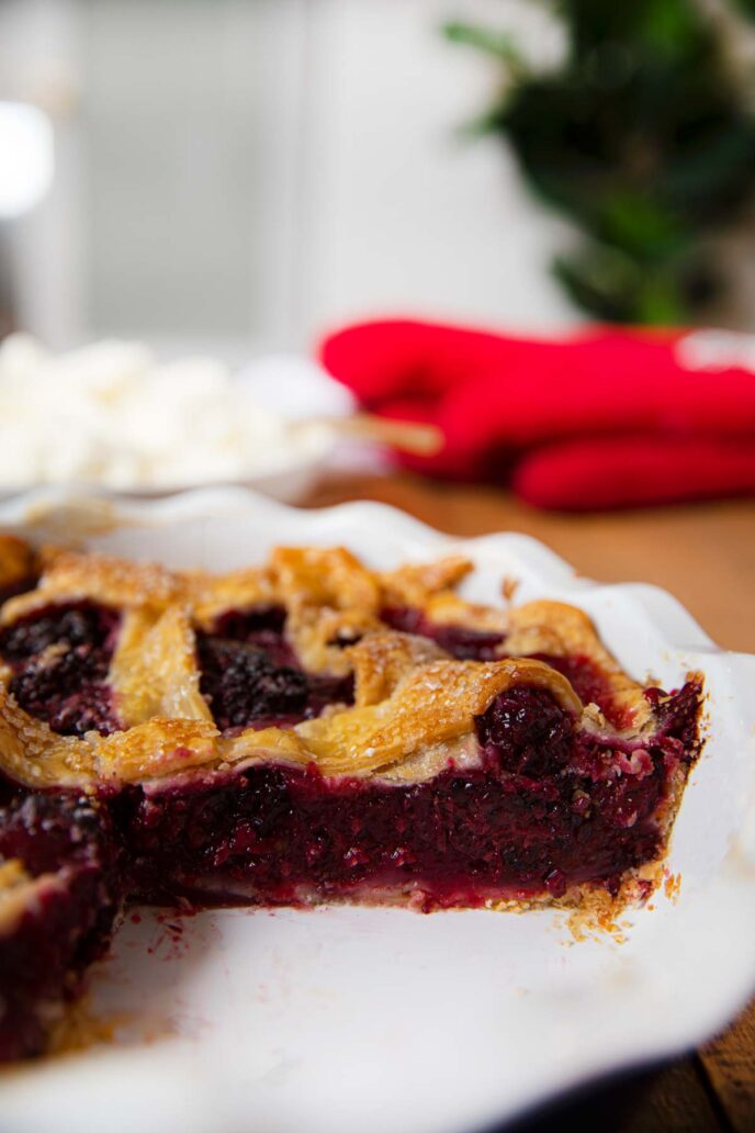 Blackberry Pie inside of pie on pie plate