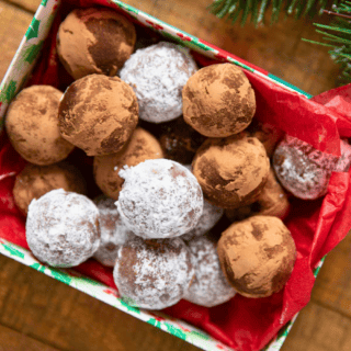 alcoholic chocolate flavored balls in a gift box