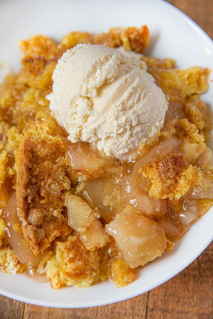 Apple Crumble With Ice Cream