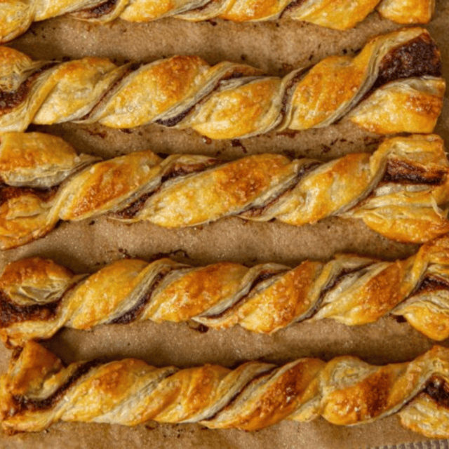 Twist on baking sheet ready to serve