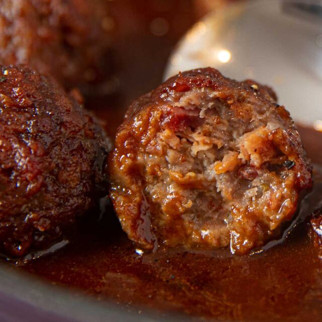 Meatball in smokey sauce
