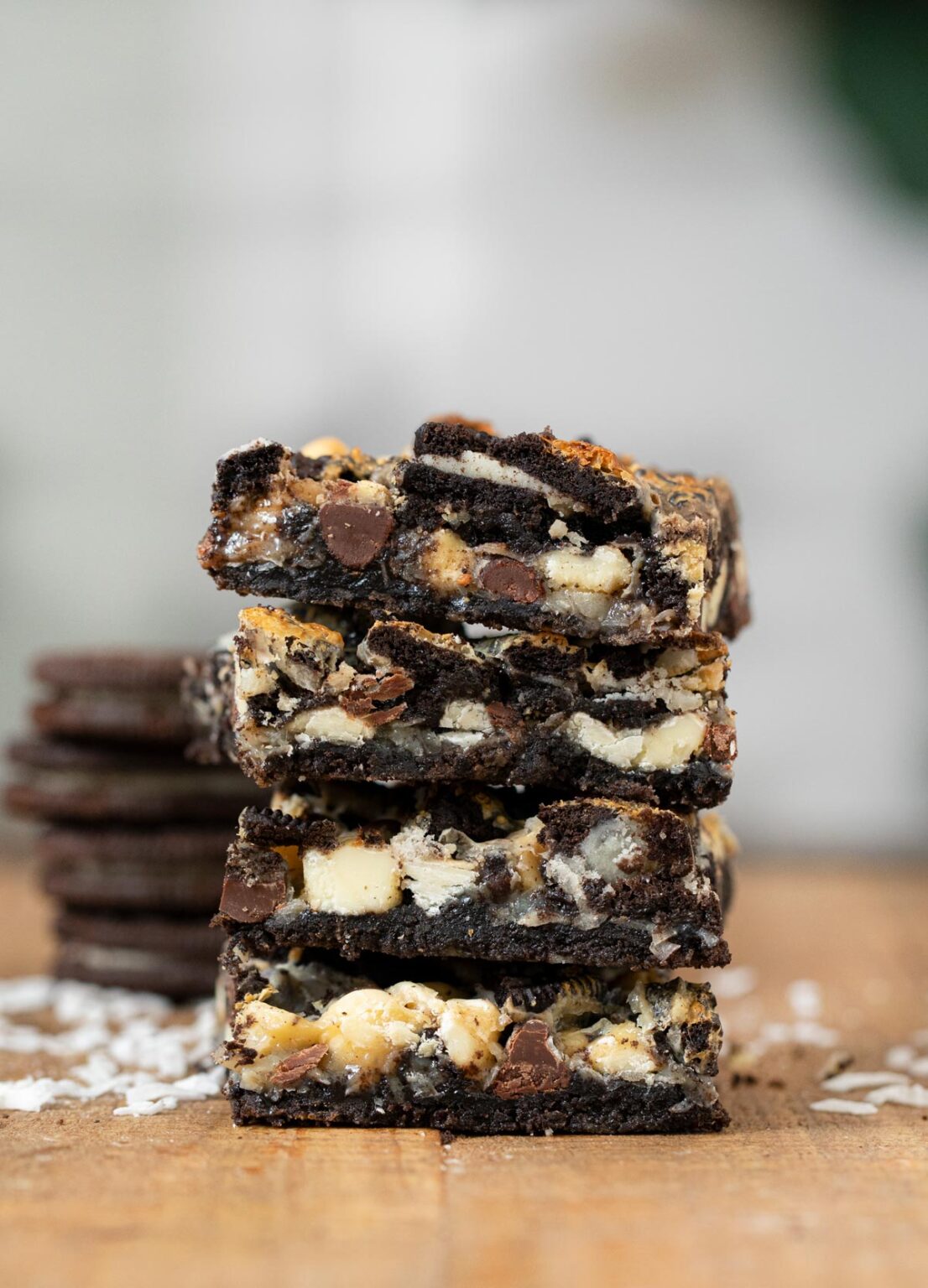 Magic Oreo Layer Bars (Oreo Crust & Chunks!) Dinner, then Dessert