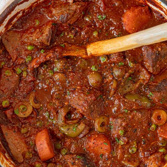 Spanish Beef Stew Recipe Dinner Then Dessert   Spanish Beef Stew 4x3 2 640x640 