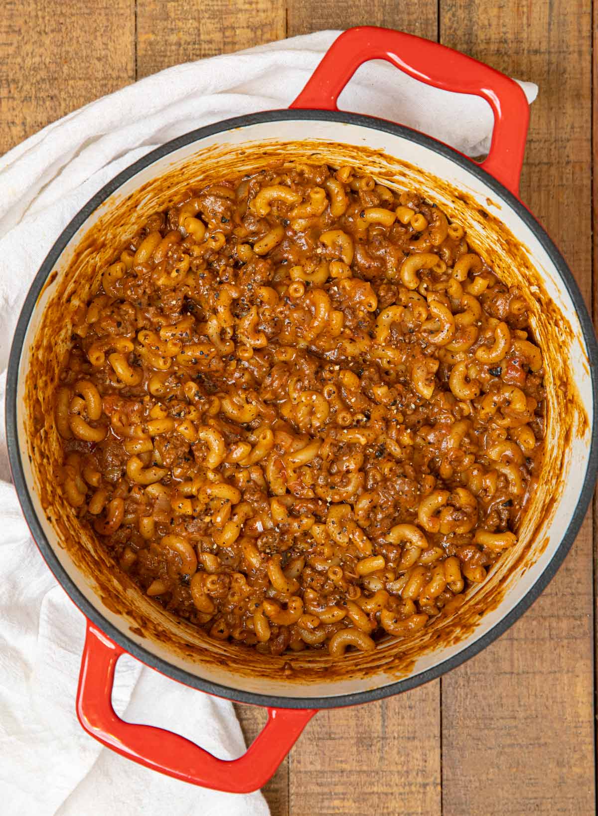 Easy Chili Mac Recipe (Ready in One Hour!) [VIDEO] - Dinner, then Dessert