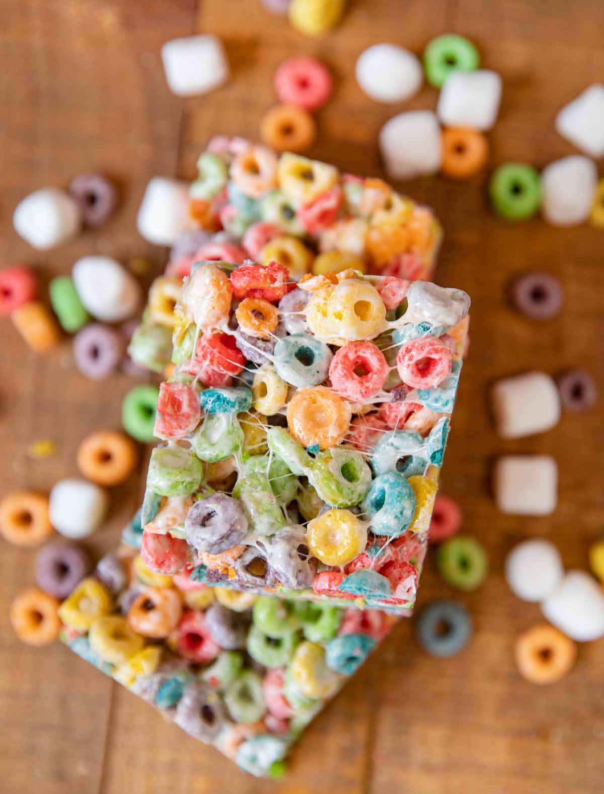 Fruit Loop Cereal Bars Recipe - Dinner, then Dessert