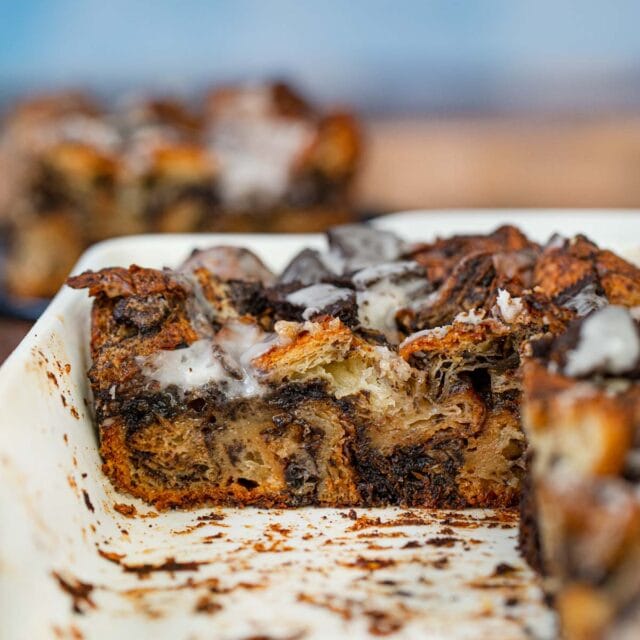 Cross section of Oreo Croissant Bread Pudding