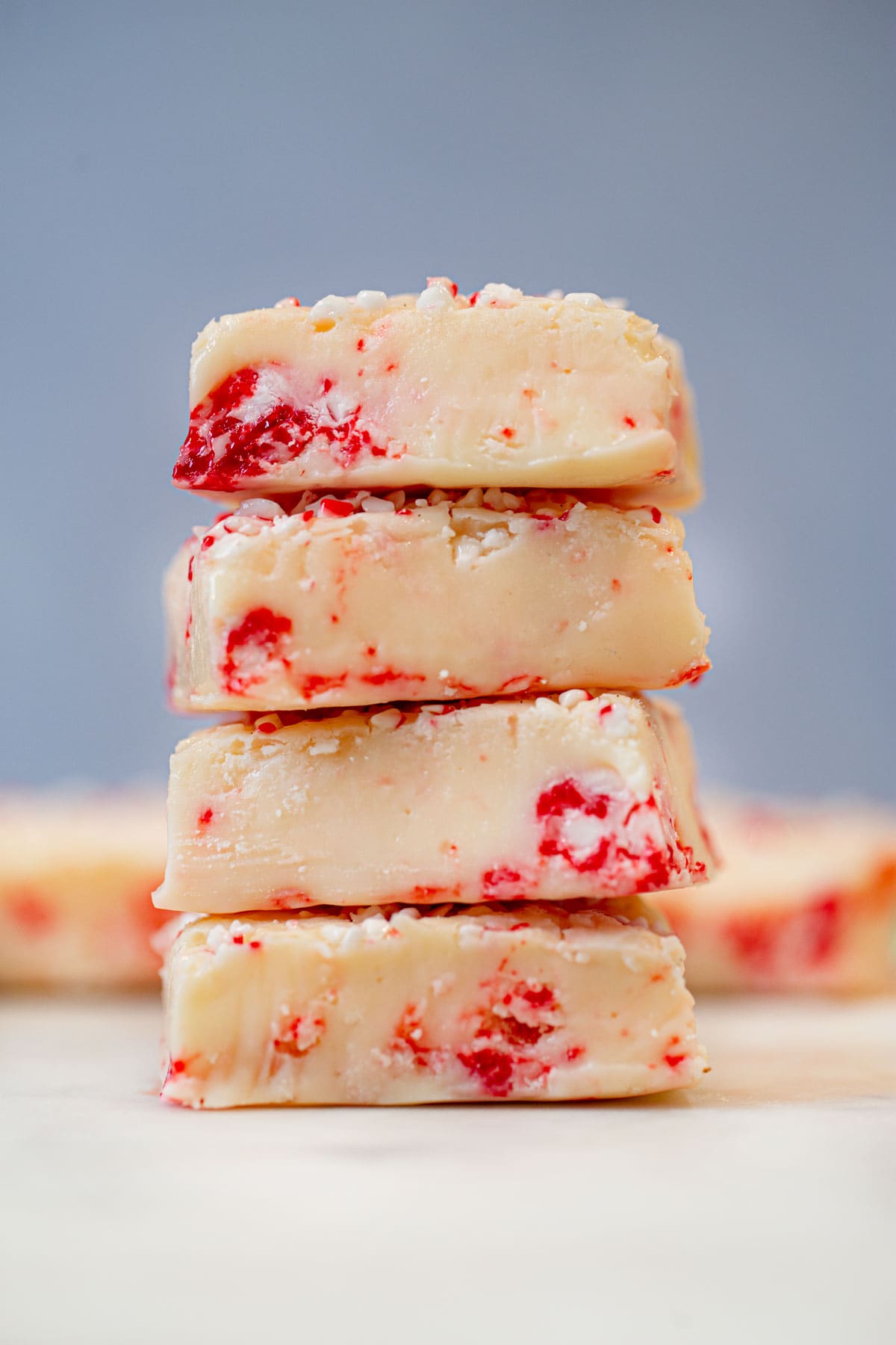 Easy Peppermint Fudge Recipe (Perfect for Gifts!) - Dinner ...