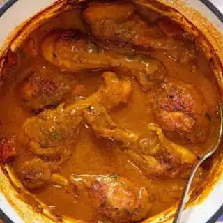 Chicken in pot ready to serve