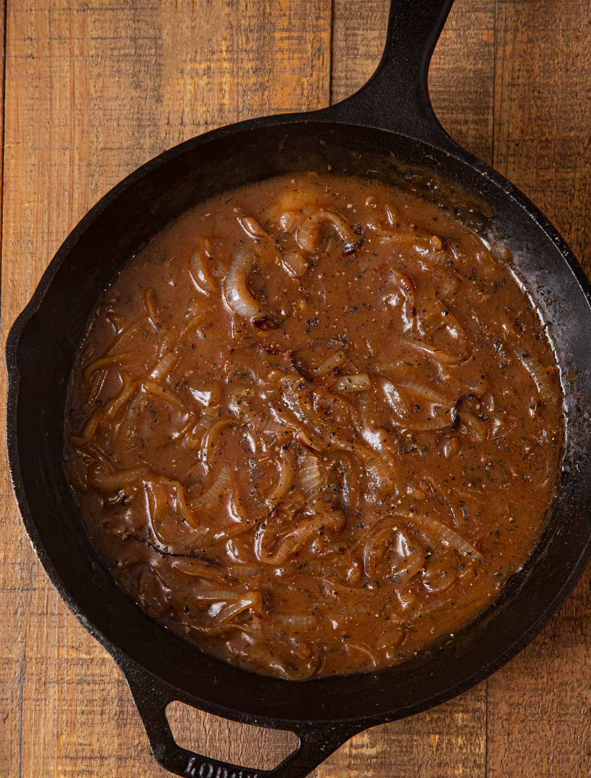 Cube Steak and Gravy gravy in skillet