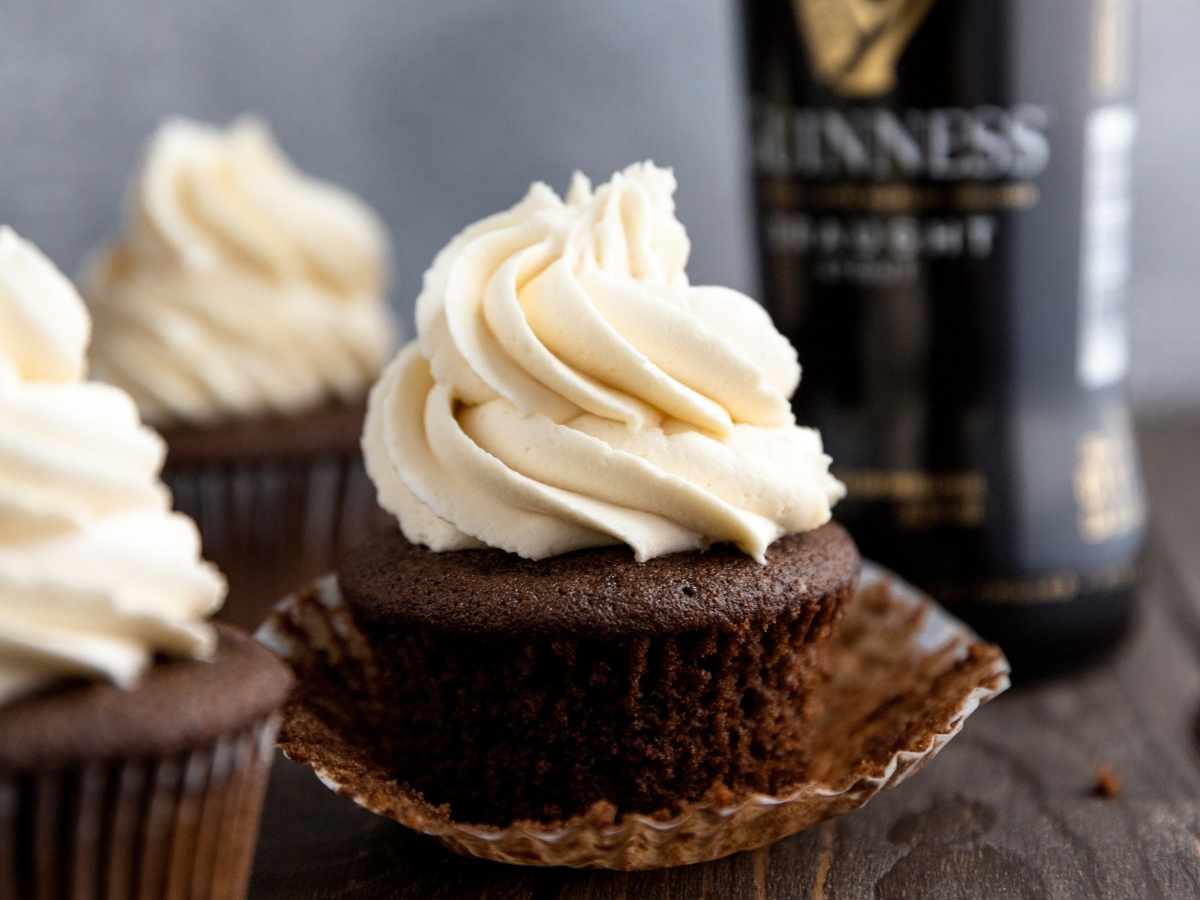 Irish Cream Guinness Cupcakes