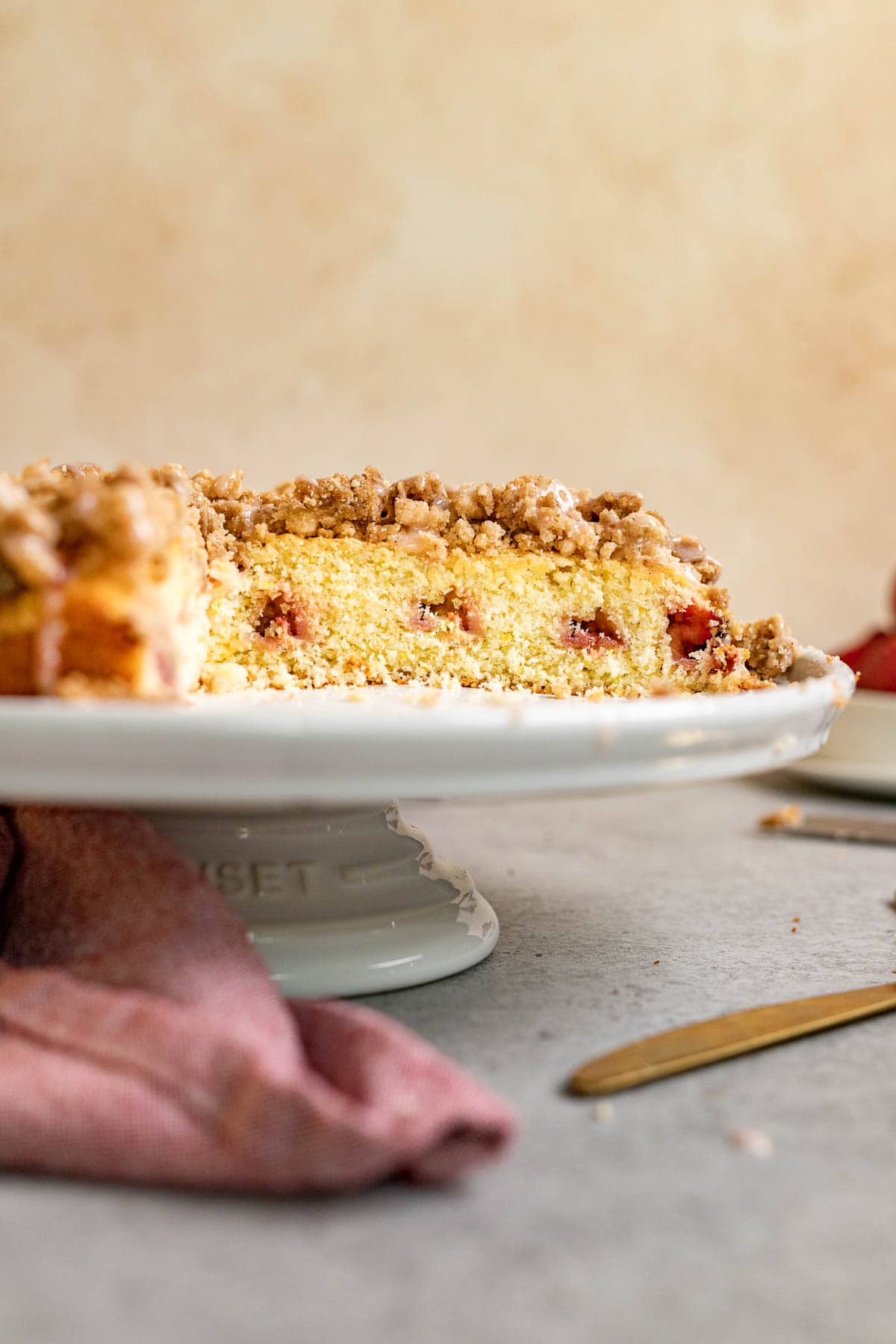 Strawberry Coffee Cake on cake stand