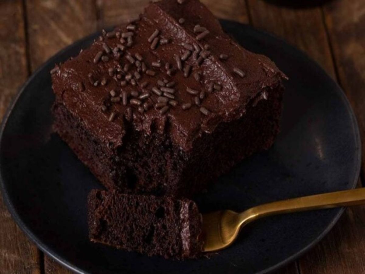 Easy Chocolate Guinness Cake is a moist chocolate cake made with Guinness stout, full of malty flavor, and topped with chocolate frosting.