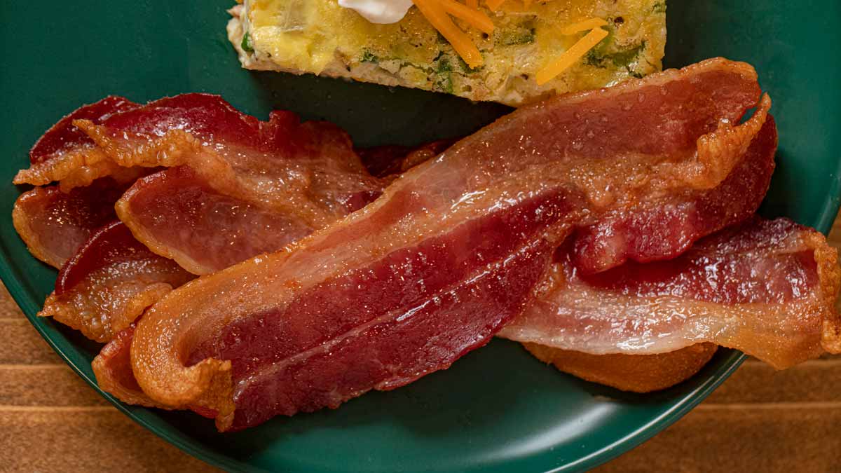 Oven Baked Bacon - Crispy and Chewy! Recipe - Dinner, then Dessert