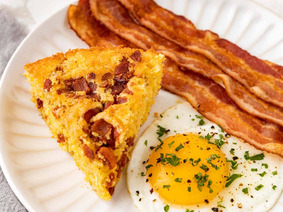 Skillet Bacon Cornbread Recipe - Dinner, then Dessert