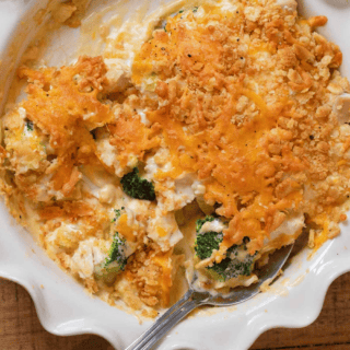 chicken and broccoli with creamy sauce