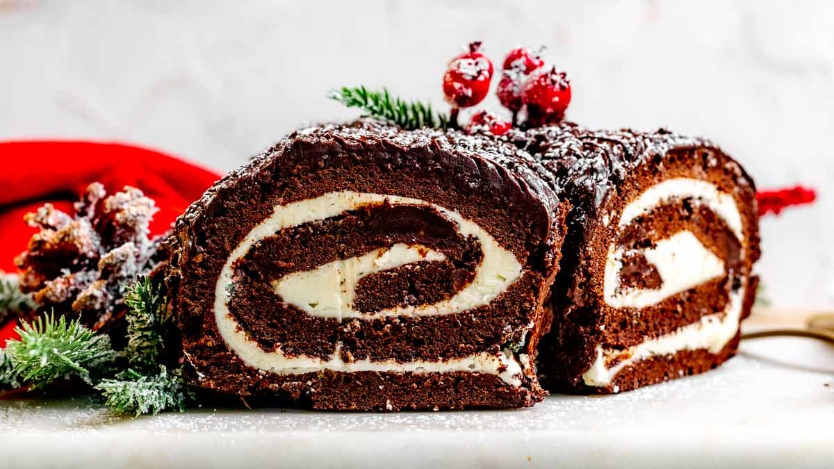 Prue Leith's Chocolate Yule Log - The Great British Bake Off | The Great  British Bake Off