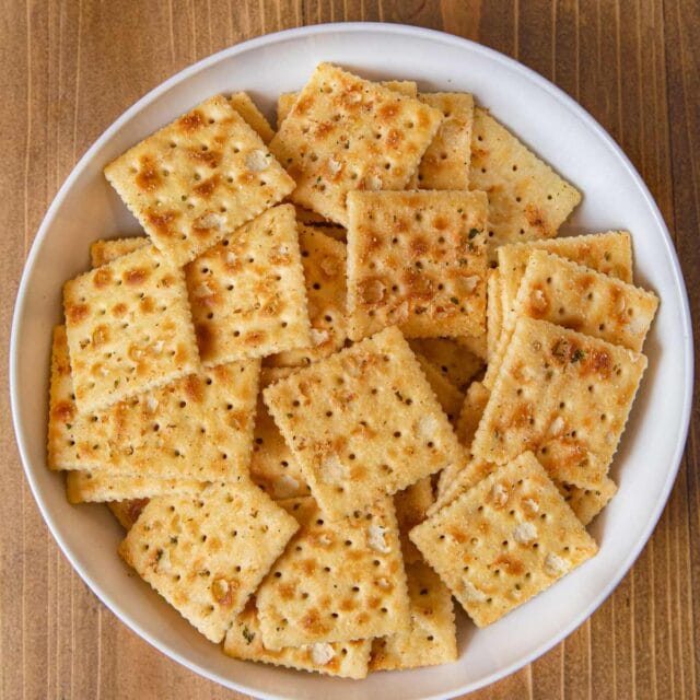 Ranch Mix Saltines in bowl