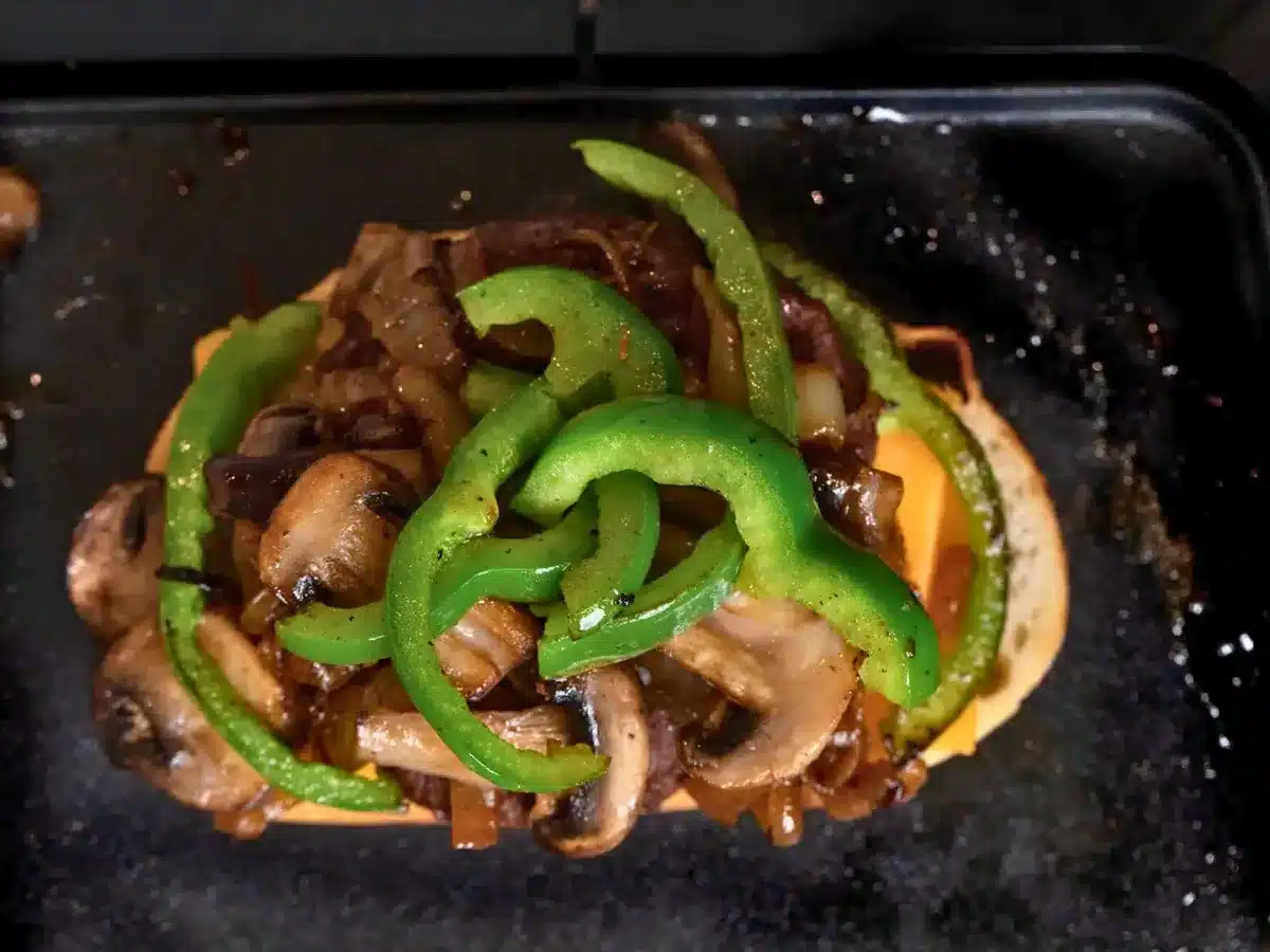 Grilling patty melt