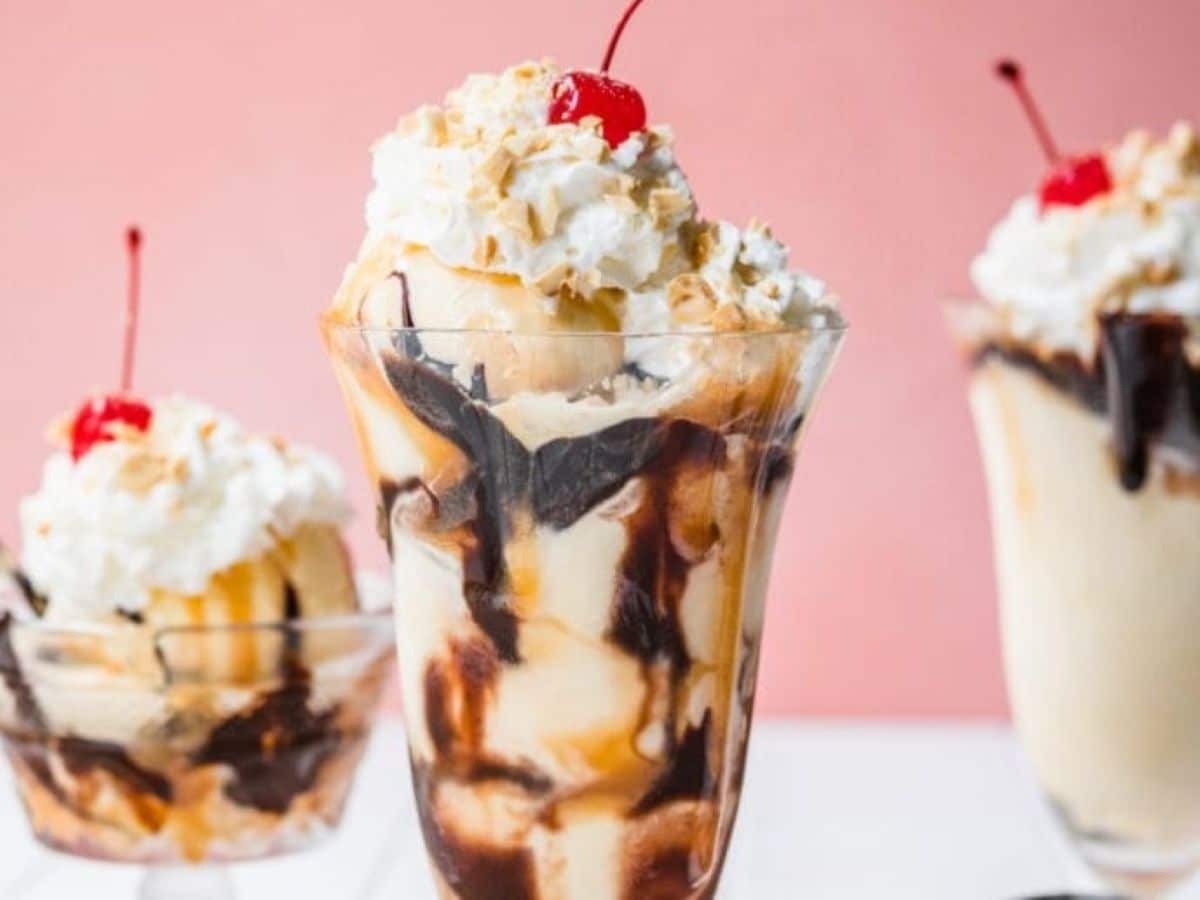 Types Of Ice Cream Sundaes