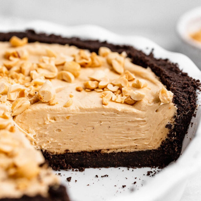 Easy Oreo Peanut Butter Whip Pie Recipe - Dinner, then Dessert