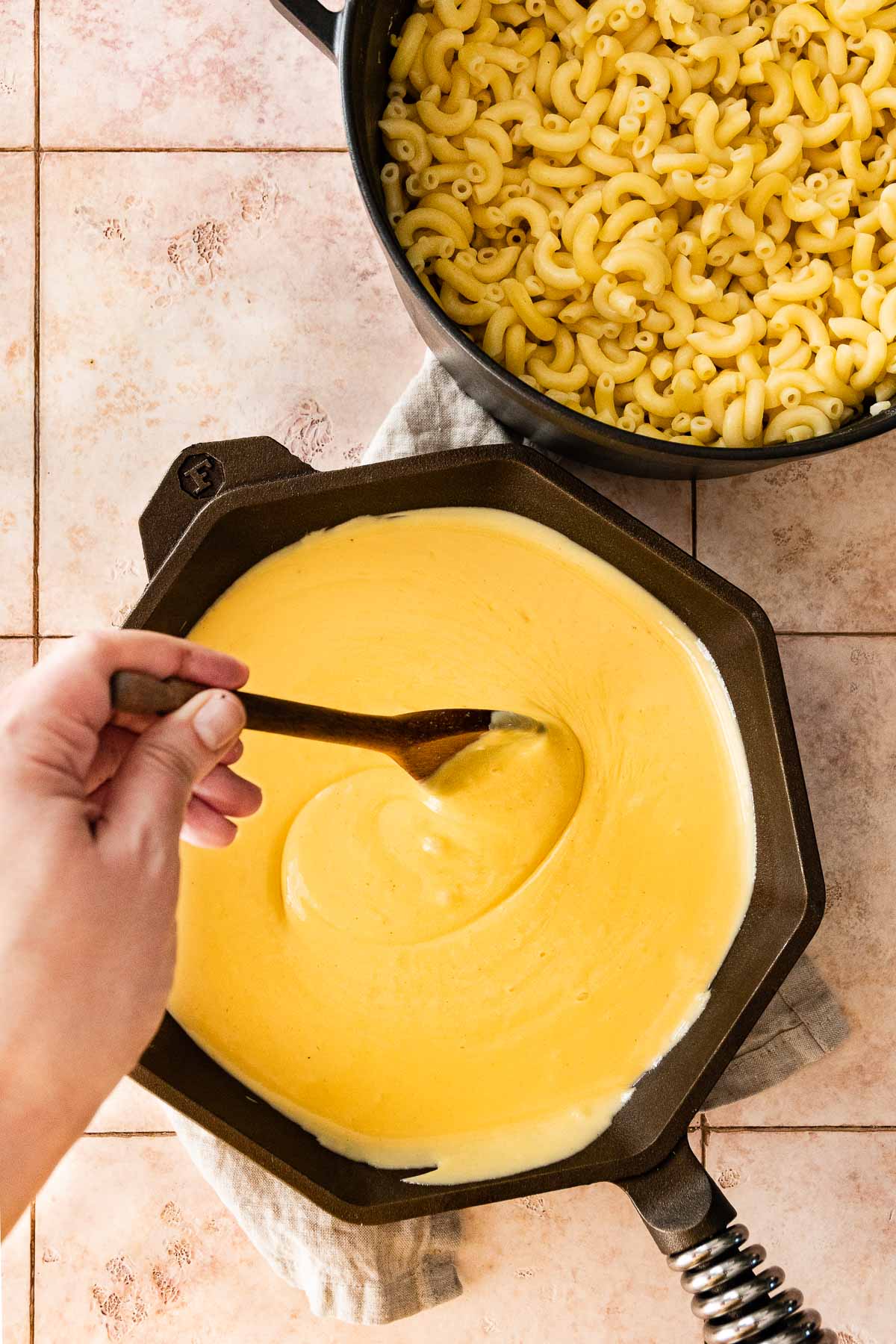 Cheese sauce for Skillet Creamy Mac and Cheese