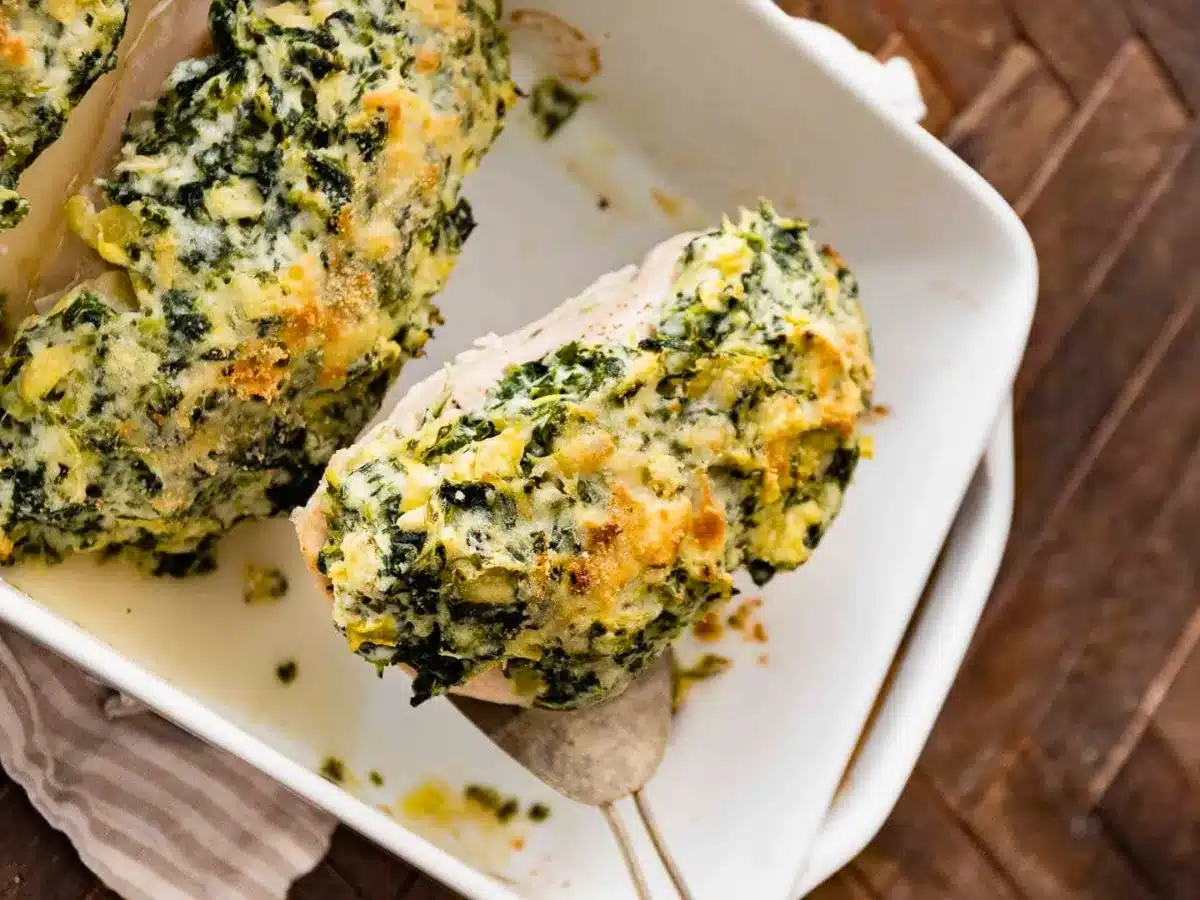 Baked chicken with spinach topping