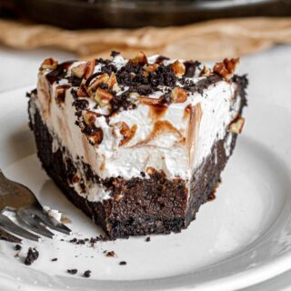 Mississippi Mud Pie on serving plate 1x1
