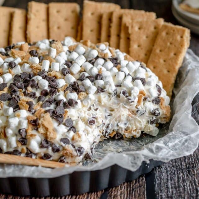 S'mores Cheeseball in Serving Bowl with Graham Crackers