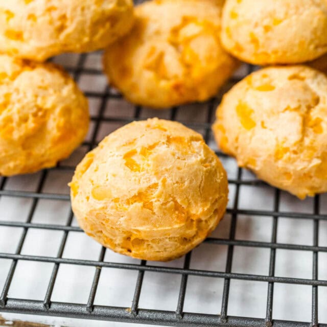 Baked savory pastry puffs with cheddar.