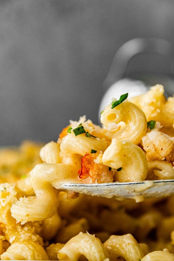 Lobster Mac and Cheese on spoon up close