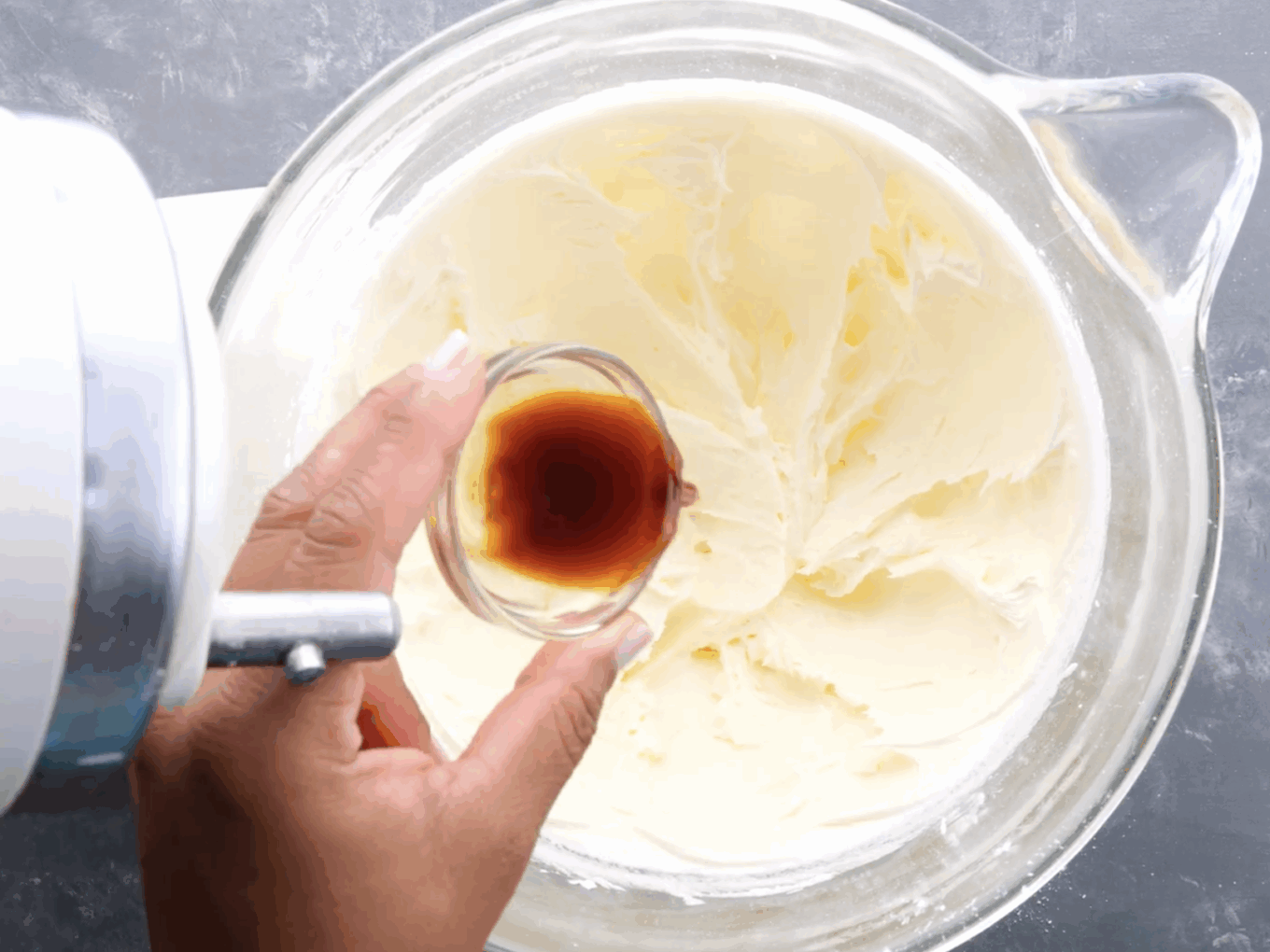 Adding vanilla to frosting