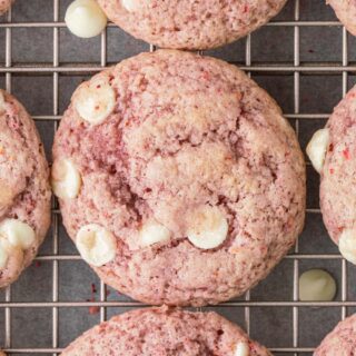 Close up of baked cookies on wire baking rack