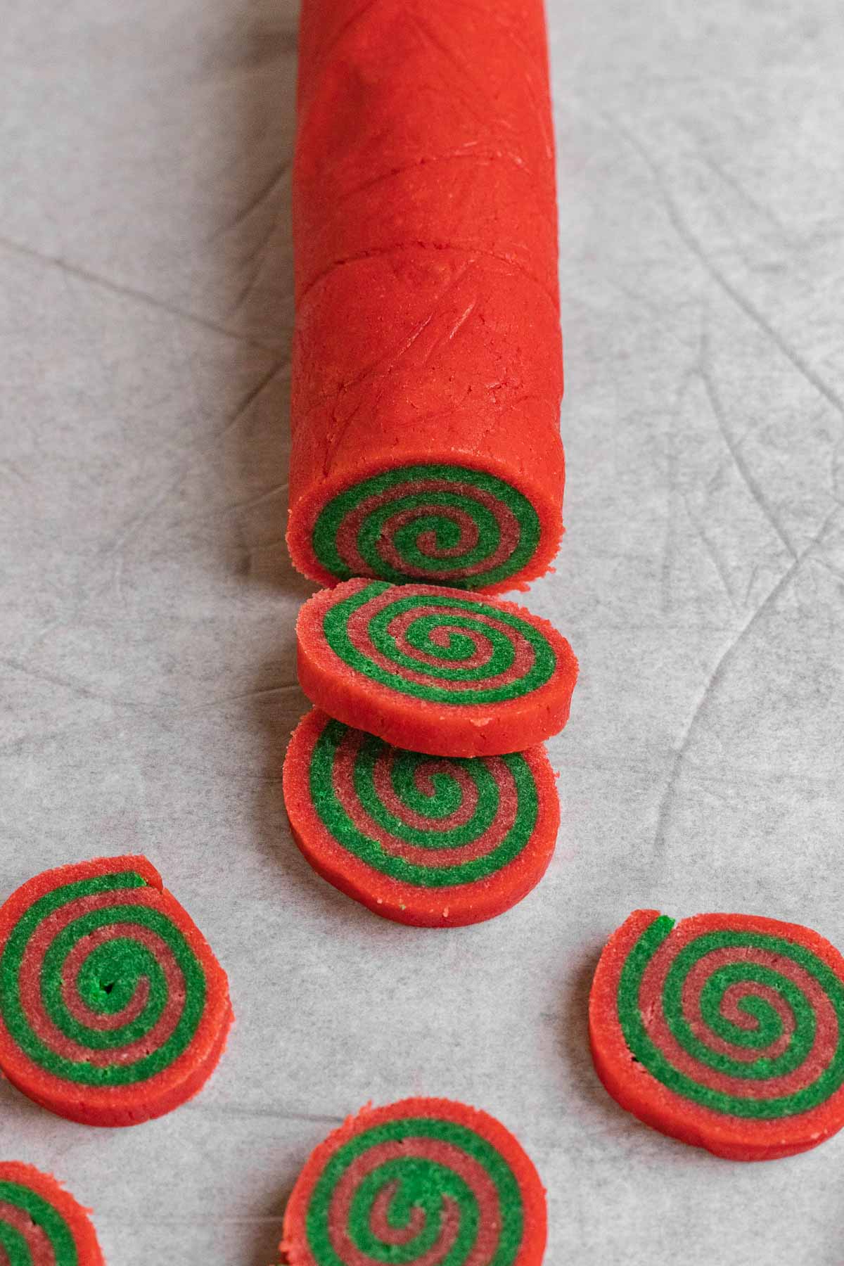 Christmas Pinwheel Cookies slices of rolled up dough