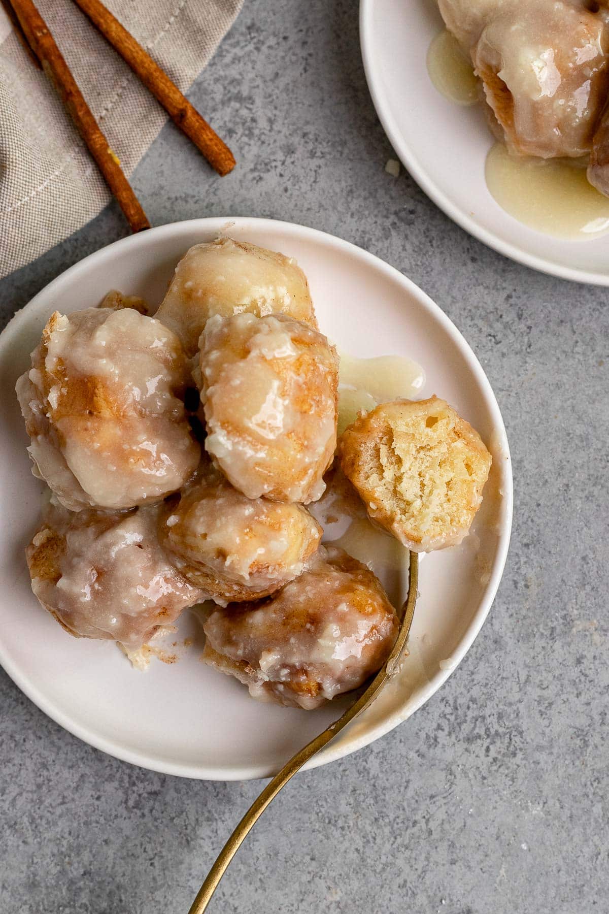 Cinnamon Roll Bites on serving plate showing interior