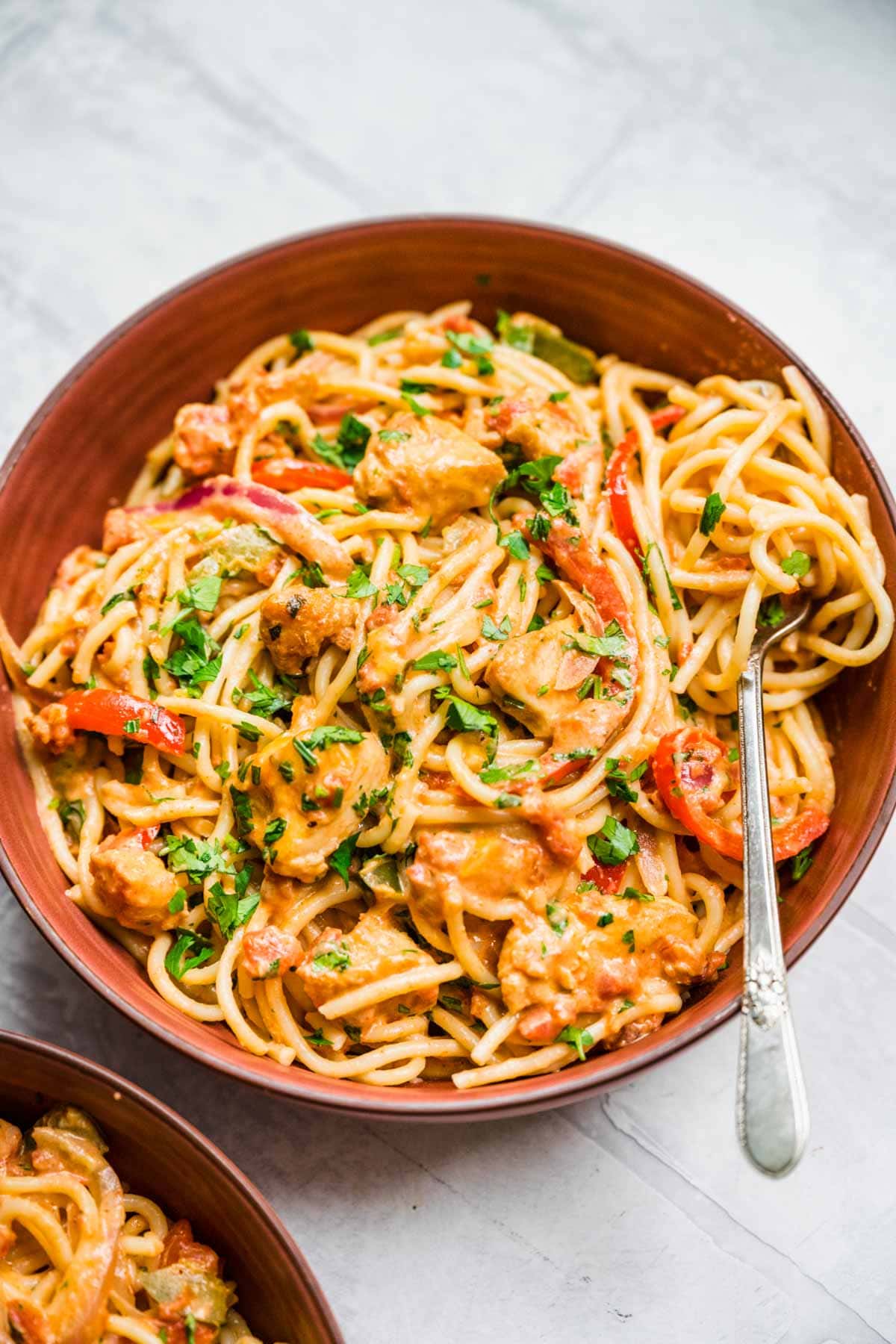 Creamy Chicken Fajita Pasta in serving bowl