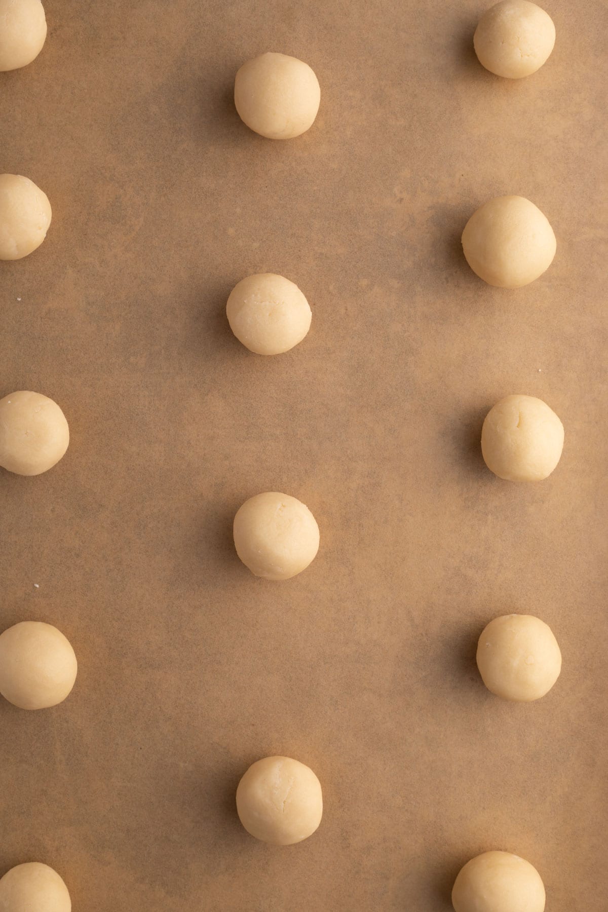 Peppermint Snowballs dough shaped into balls