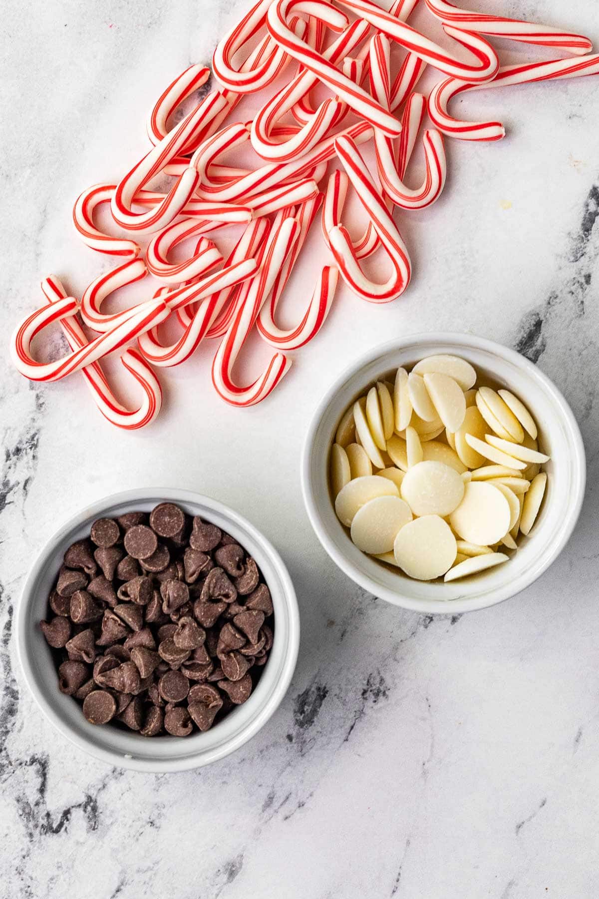 Chocolate Dipped Candy Canes ingredients