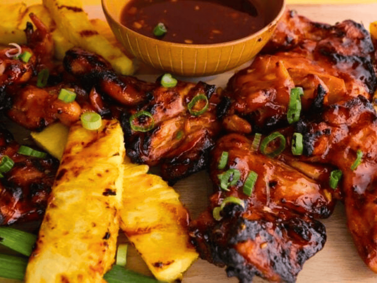 Grilled chicken and pineapple