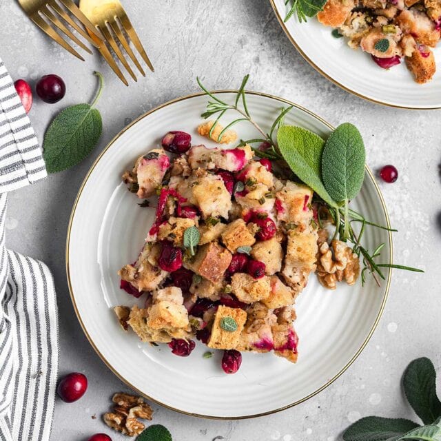 Cranberry Walnut Stuffing on serving plate 1x1